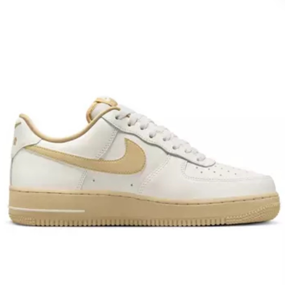 Nike Air Force 1 '07 Mens 9.5 White Golden Beige‎ New With Tags